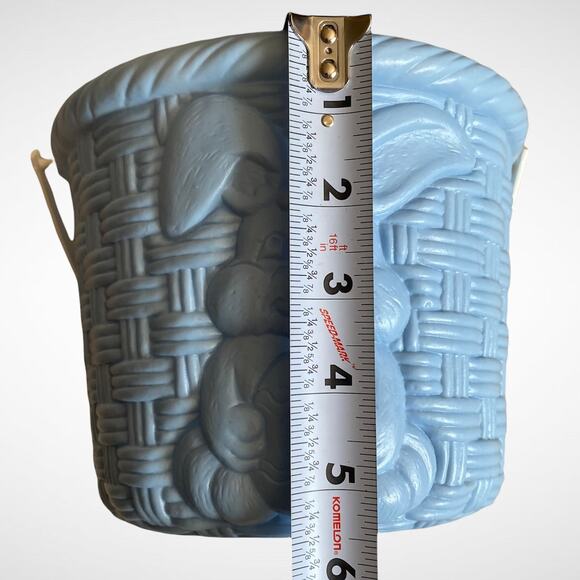 Grand Venture 1997 90s Bunny Rabbit Easter Egg Plastic Blow Mold Bucket - Picture 7 of 8